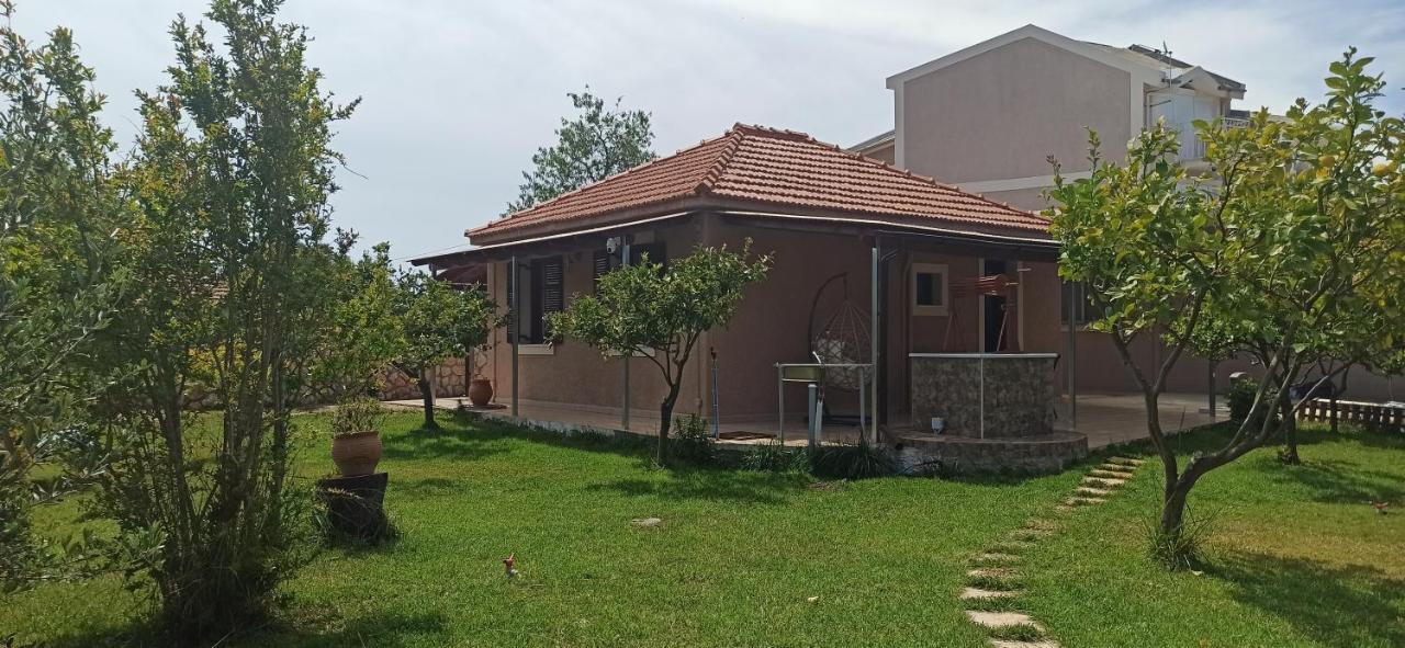 Vasiana Country House Razáta Exterior photo